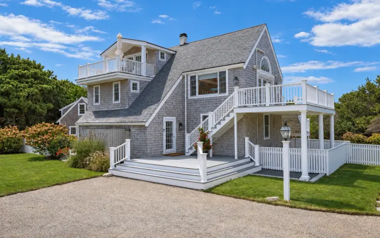 Watchmere coastal home in daylight